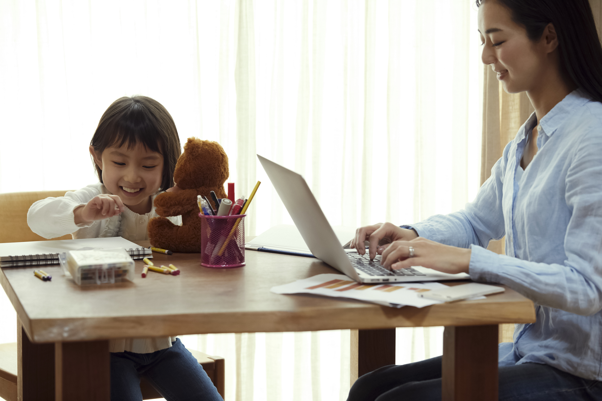 【仕事と育児の両立】子供が小学生になるまでは残業制限制度を活用しよう！ WORK CAMP SITE